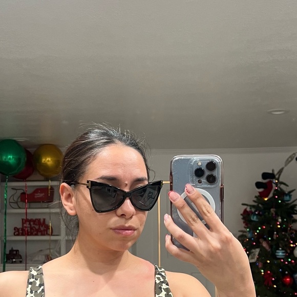 TOM FORD Cat Eye Sunglasses - Picture 6 of 14